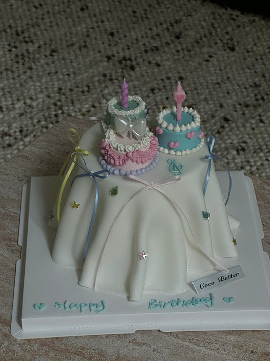 Table Cake with 3 Mini Tops