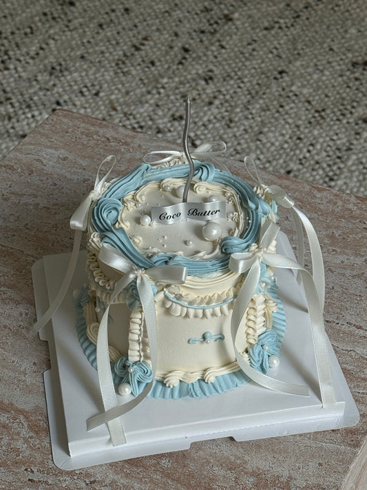 Blue Vintage Cake