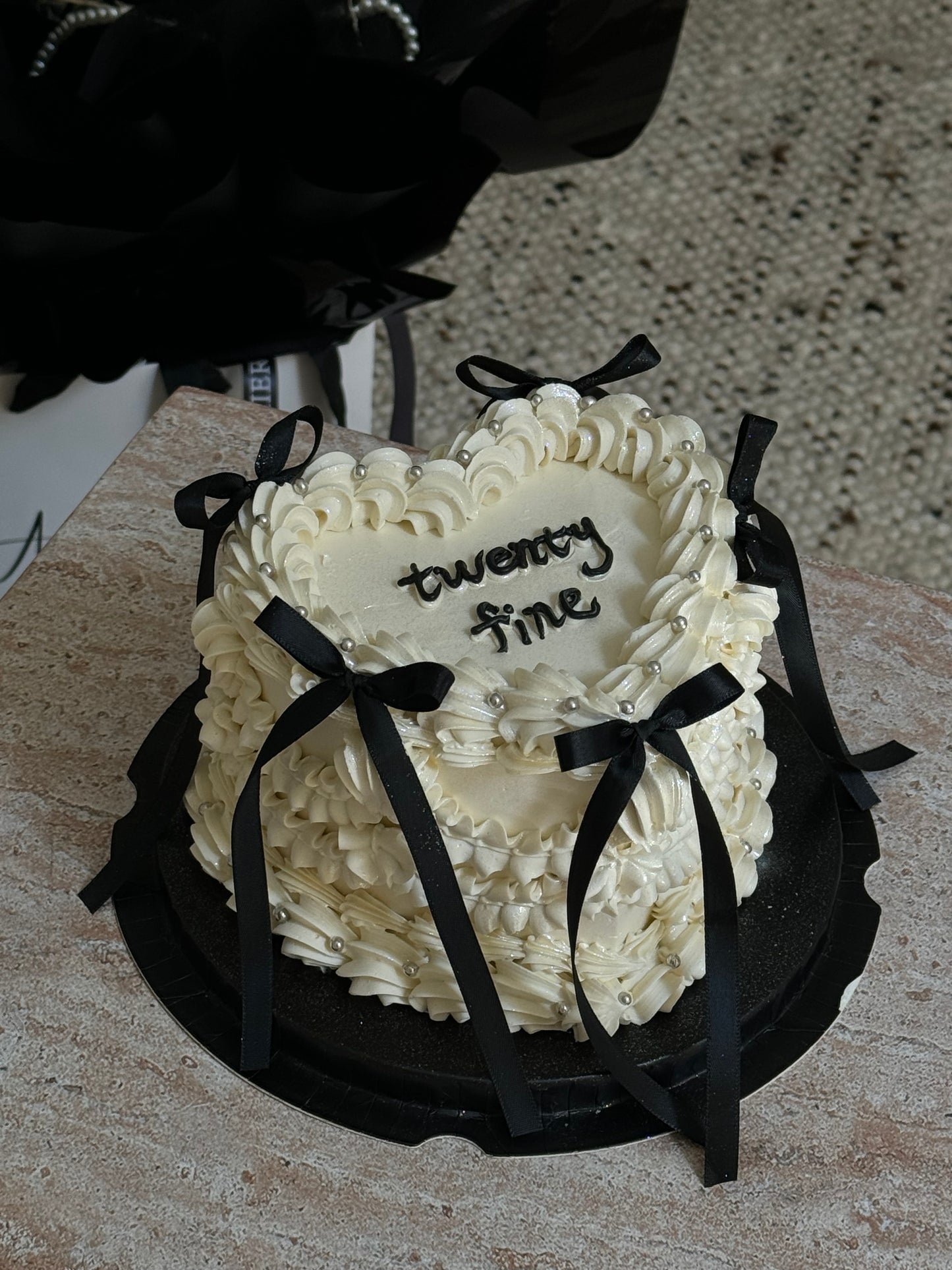 Vintage Cake - Heart