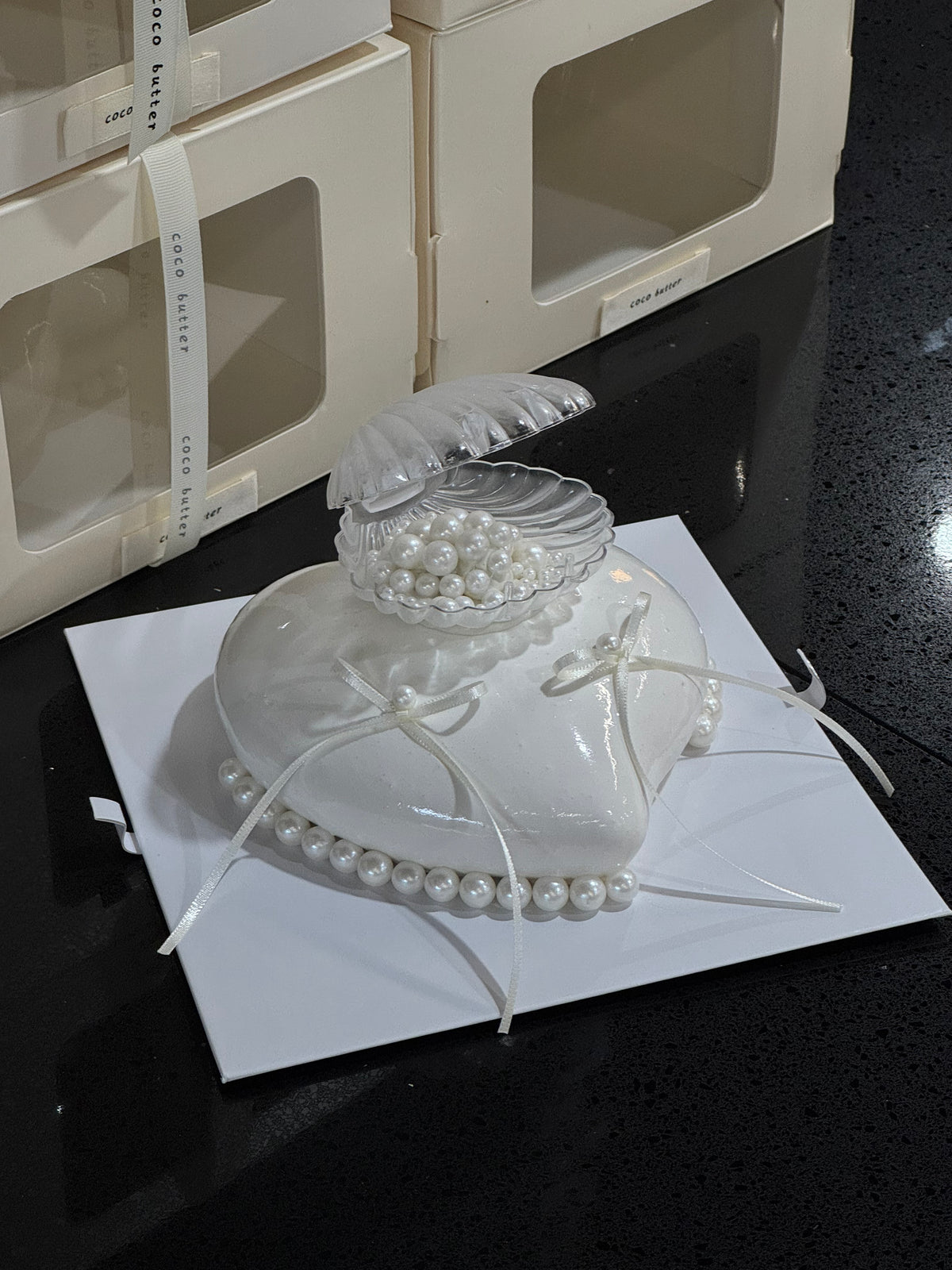 Pearls Heart Mousse