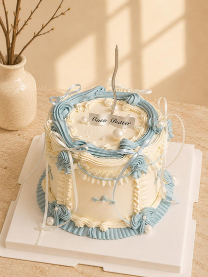 Blue Vintage Cake