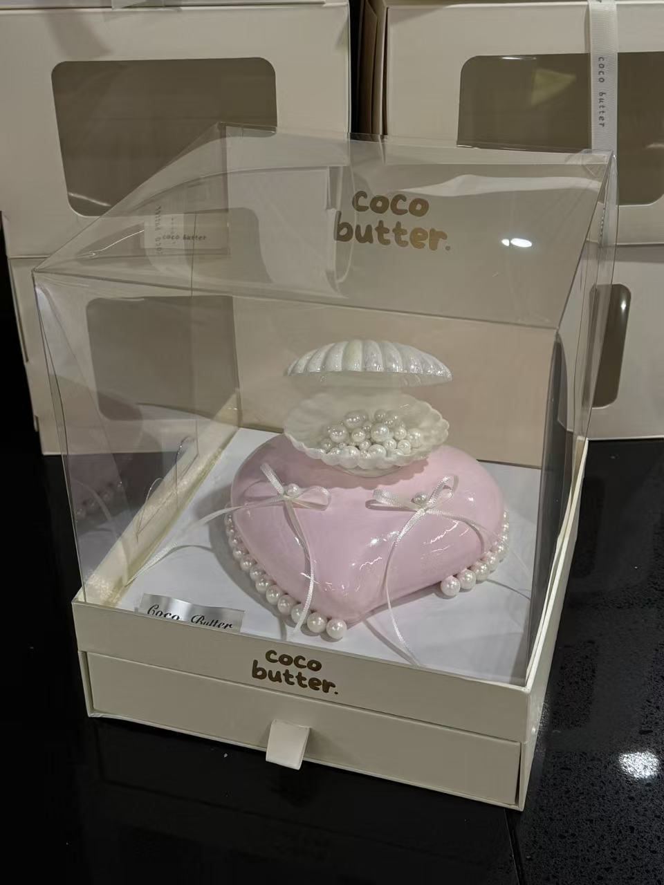 Pearls Heart Mousse